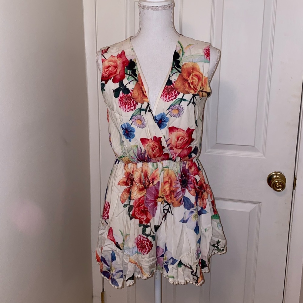 Cute floral summer romper!